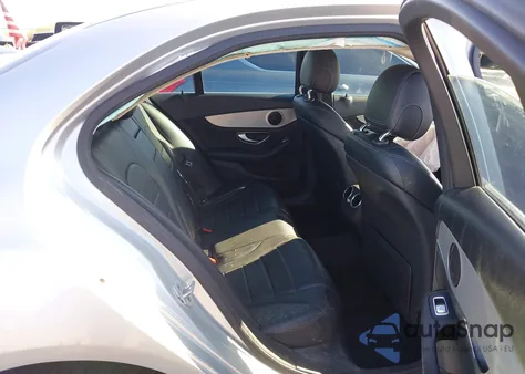 2015 Mercedes-Benz C 300 4Matic from USA, damaged, VIN 55SWF4KB4FU007430